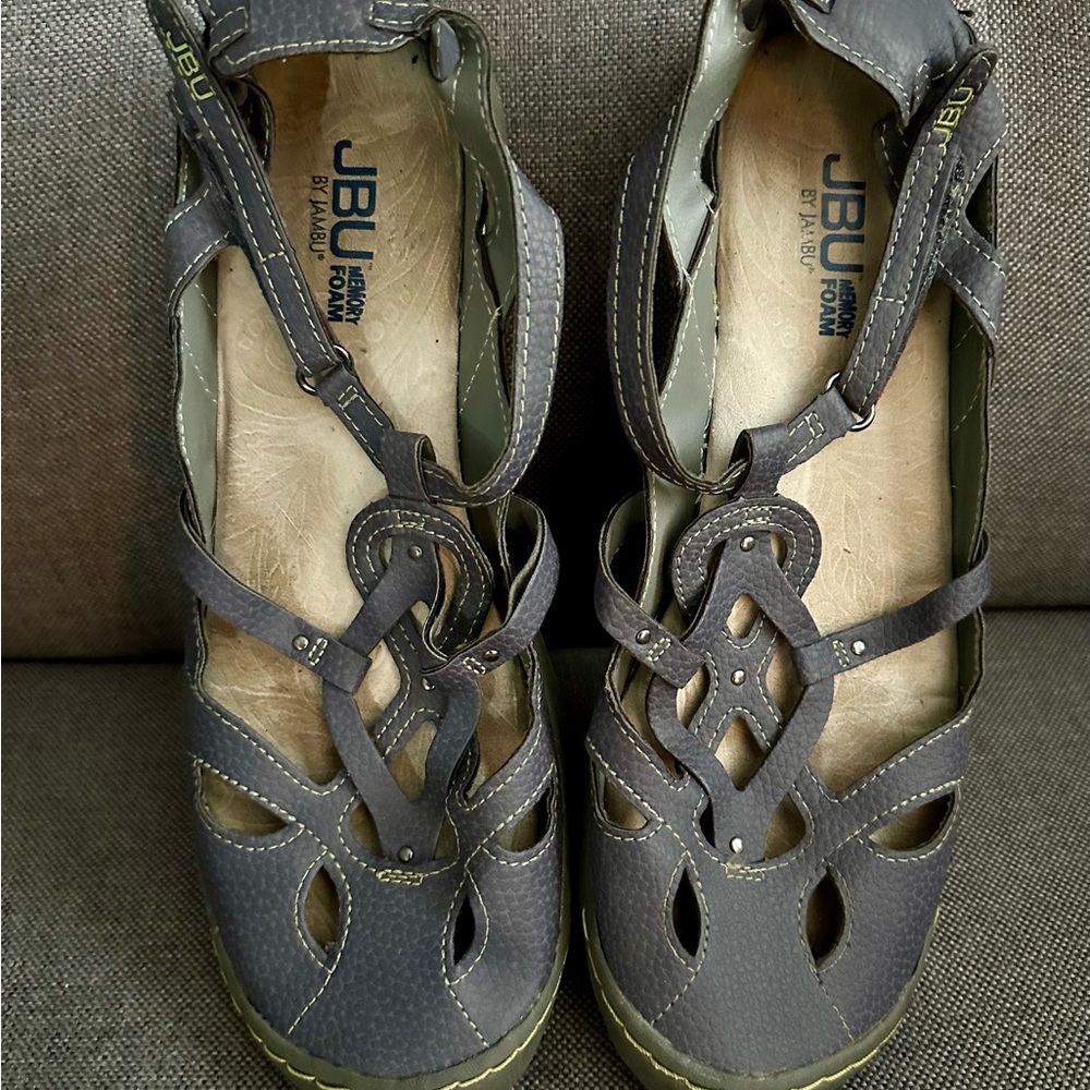JBU JAMBU Memory Foam Sydney Women's Size 8 M Sandals Casual Shoes  Gray